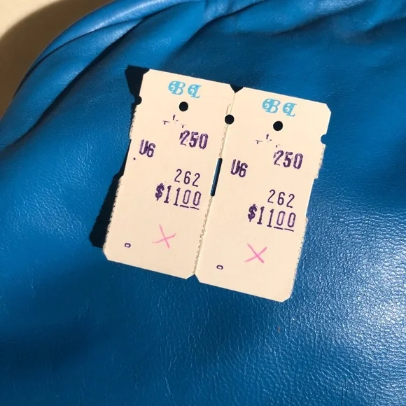 Vintage True Blue Leather Clutch. Tag in bag! - Picture 3 of 7